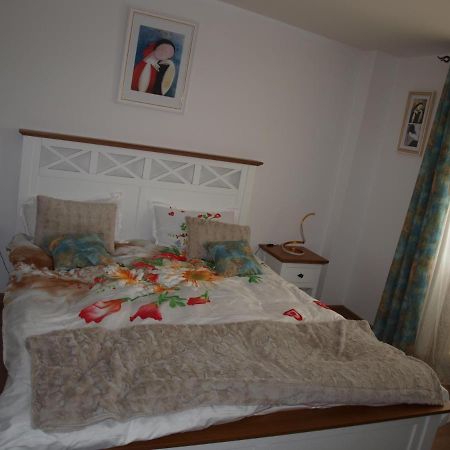 Amavera Apartment Târgu Jiu Dış mekan fotoğraf